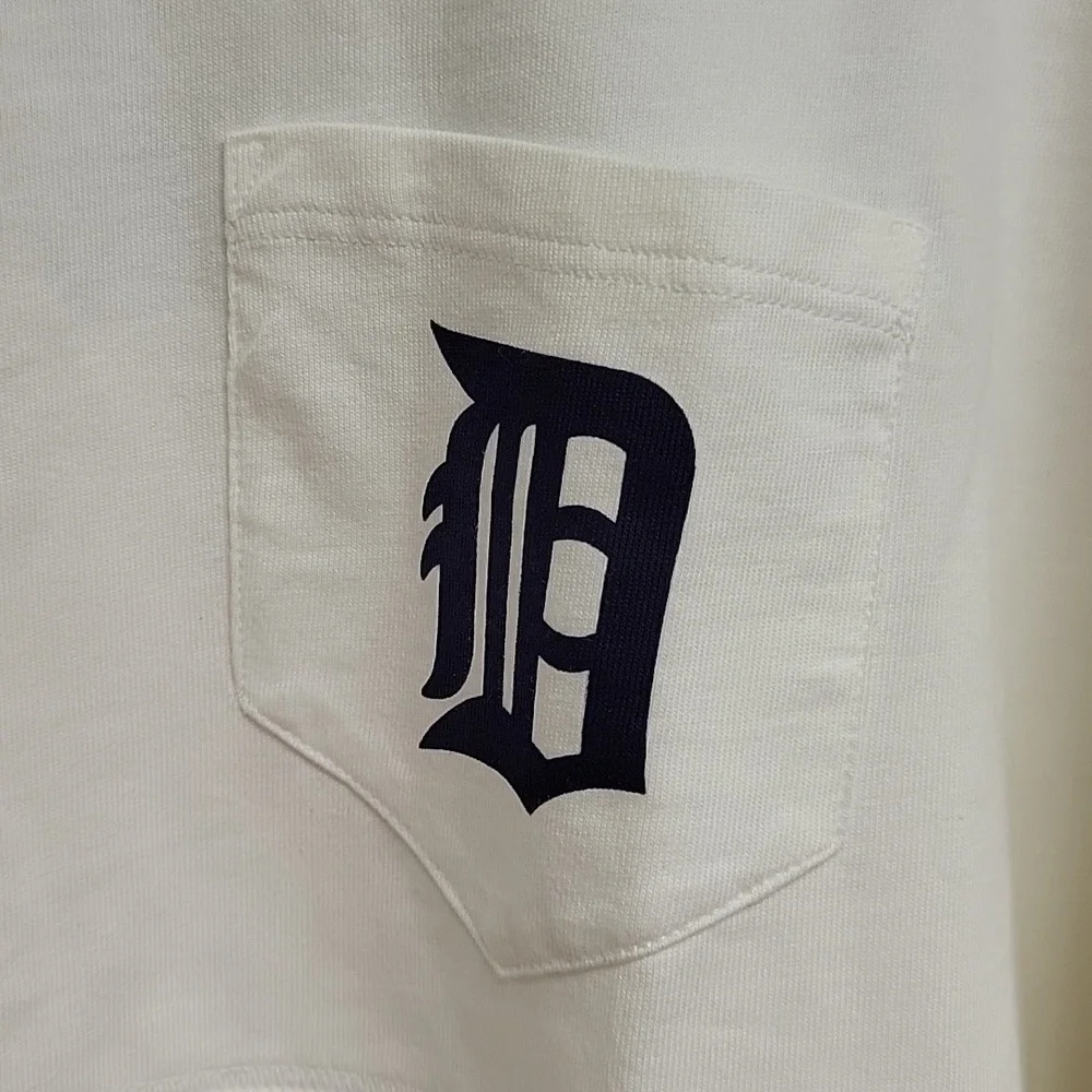 Victoria's Secret Pink Detroit Tigers white sequin shirt women's  sz XS New - Picture 3 of 6